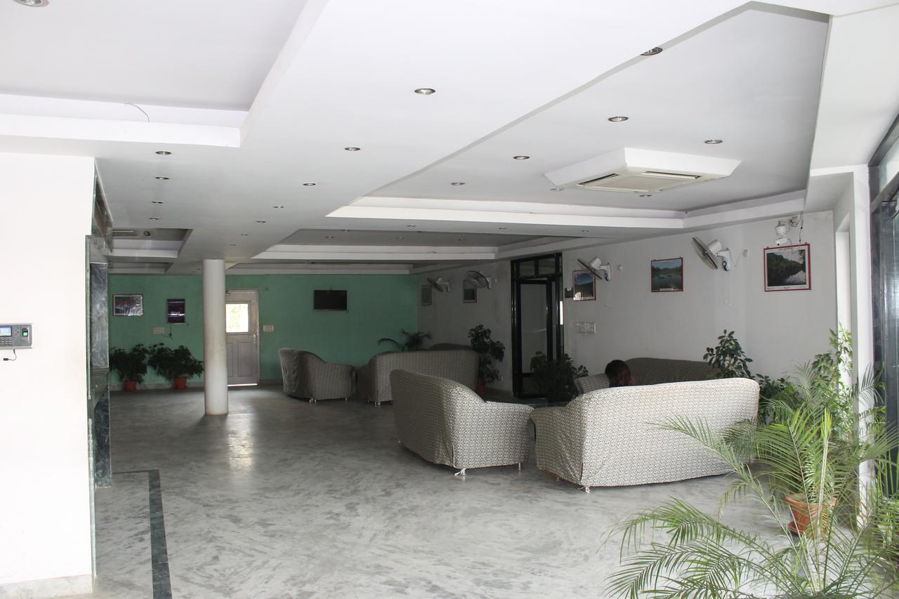 Kitchen Hut Hotel Nepalgunj Εξωτερικό φωτογραφία