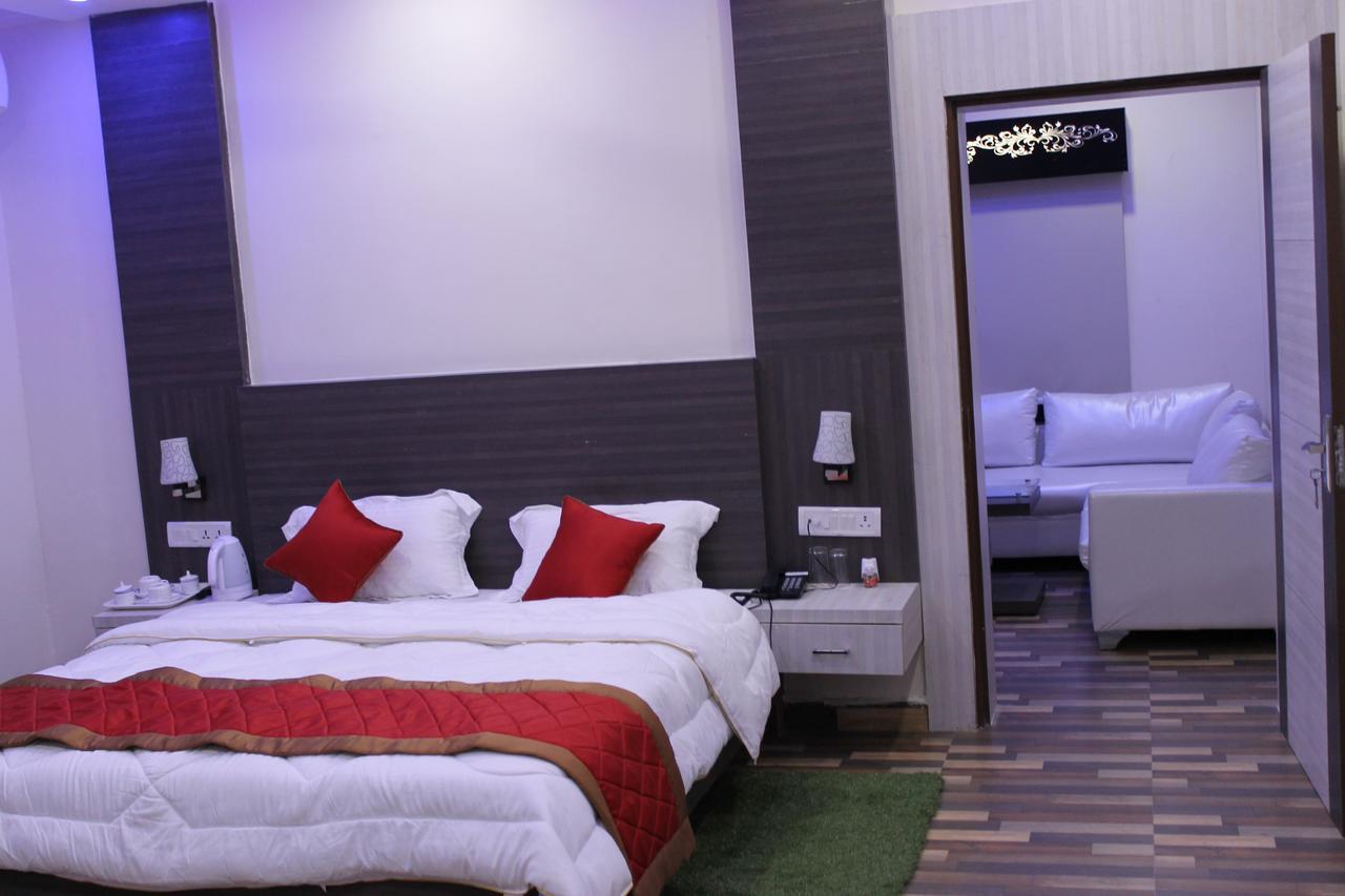 Kitchen Hut Hotel Nepalgunj Εξωτερικό φωτογραφία
